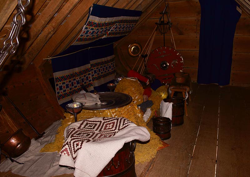 Inside-a-Saxon-Long-House-22766