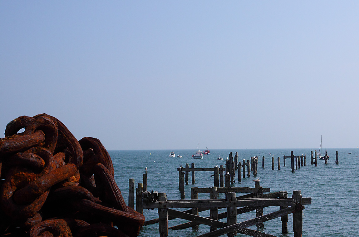 Old Pier 1624394